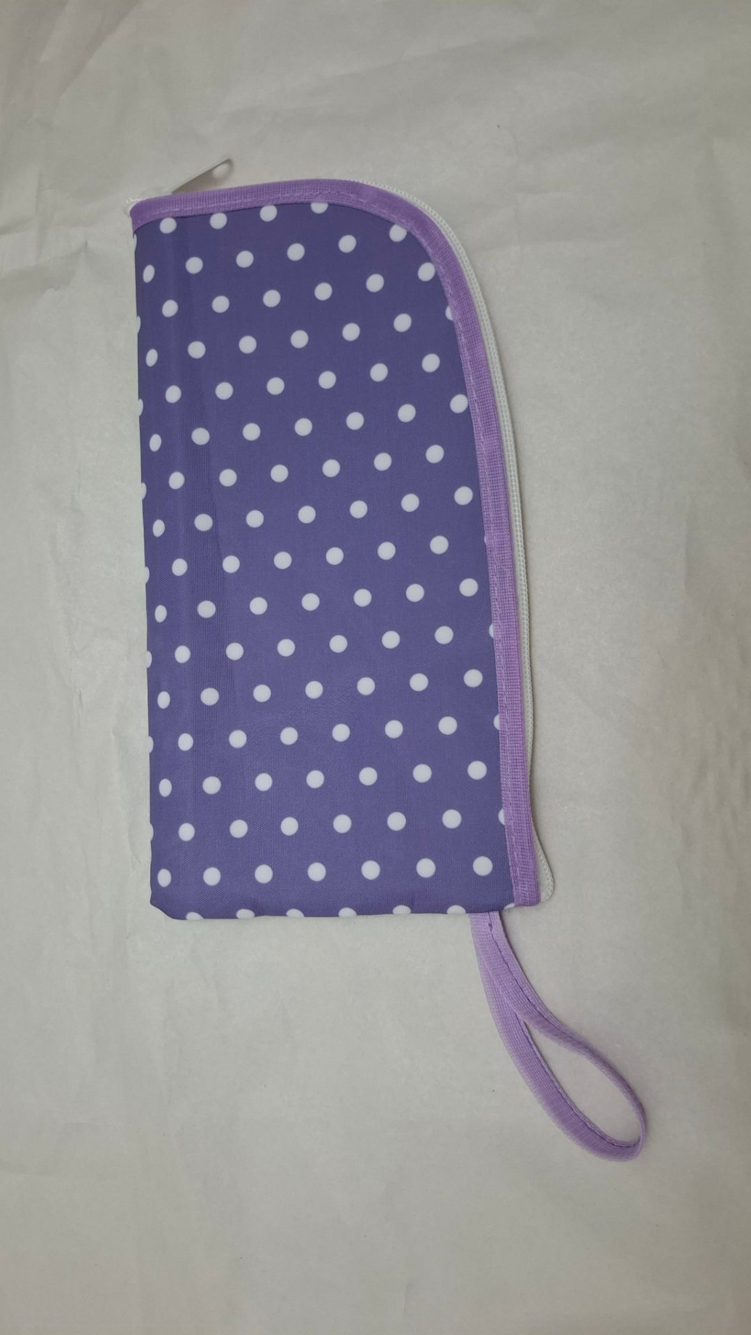 کیف لقمه بنفش روشن خالدار برزنت پشت فوم